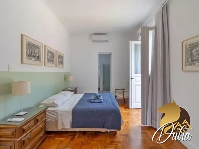 Sobrado Jardim Europa 219m² 03 Dormitórios 3 Vagas