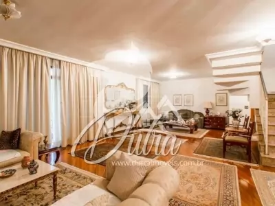 Mansão das Tulipas Campo Belo 440m² 04 Dormitórios 03 Suítes 4 Vagas