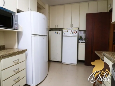 Padrão Alto de Pinheiros 336m² 05 Dormitórios 03 Suítes 4 Vagas