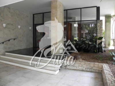 Edifício Villa Borghese Cerqueira César 484m² 04 Dormitórios 02 Suítes 4 Vagas
