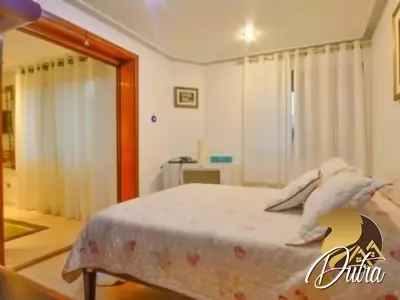 Edifício Maison Claire Vila Olímpia 160m² 04 Dormitórios 03 Suítes 3 Vagas