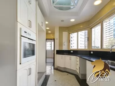 Taiuva Vila Gomes Cardim 340m² 04 Dormitórios 04 Suítes 5 Vagas