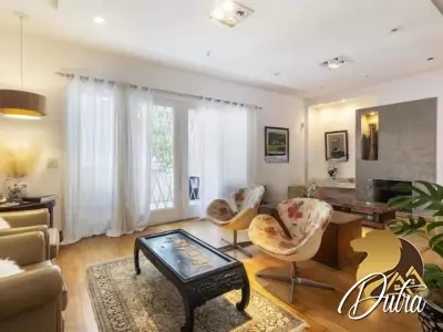 Padrão Jardim Paulista 331m² 03 Dormitórios 02 Suítes 4 Vagas