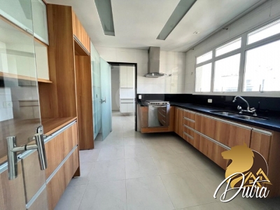 Saint James Park Indianópolis 220m² 03 Dormitórios 03 Suítes 3 Vagas