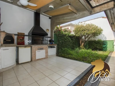 Padrão Moema 240m² 04 Dormitórios 02 Suítes 3 Vagas