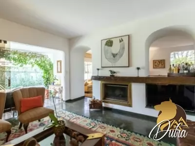 Padrão Alto de Pinheiros 421m² 04 Dormitórios 04 Suítes 4 Vagas