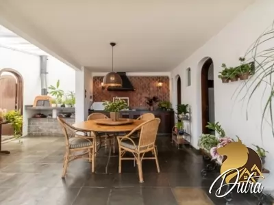 Padrão Alto de Pinheiros 421m² 04 Dormitórios 04 Suítes 4 Vagas