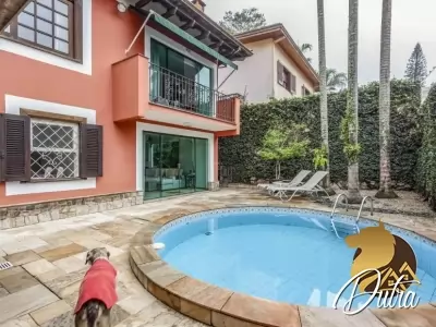 Padrão Brooklin 246m² 03 Dormitórios 02 Suítes 4 Vagas