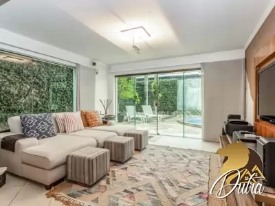 Padrão Brooklin 246m² 03 Dormitórios 02 Suítes 4 Vagas