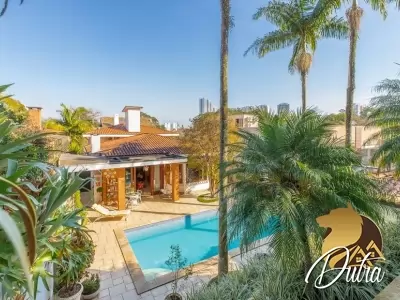 Padrão Jardim Marajoara 228m² 03 Dormitórios 02 Suítes 5 Vagas