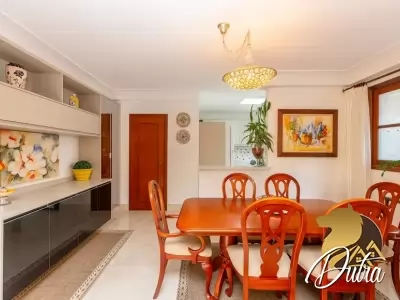 Padrão Jardim Marajoara 228m² 03 Dormitórios 02 Suítes 5 Vagas