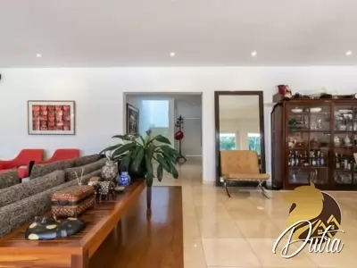condominio vila verde Jardim Cordeiro 625m² 04 Dormitórios 04 Suítes 5 Vagas