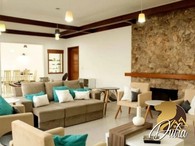 Padrão Campo Belo 480m² 06 Dormitórios 06 Suítes 5 Vagas