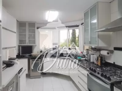 Lindenberg São Paulo Jardim Fonte do Morumbi 800m² 04 Dormitórios 04 Suítes 6 Vagas