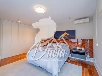 Casa de Condomínio Alto da Boa Vista 380m² 03 Dormitórios 03 Suítes 3 Vagas