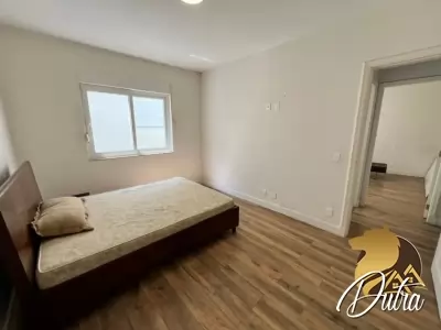 Padrão Jardim América 697m² 04 Dormitórios 04 Suítes 8 Vagas