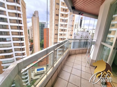 Edifício Edmond Halley Moema 242m² 03 Dormitórios 02 Suítes 2 Vagas