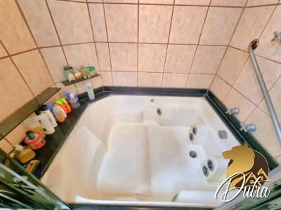 Edifício Edmond Halley Moema 242m² 03 Dormitórios 02 Suítes 2 Vagas