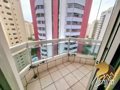 Edifício Edmond Halley Moema 242m² 03 Dormitórios 02 Suítes 2 Vagas