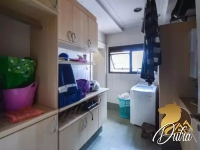 Saint Hilaire Paraíso 768m² 05 Dormitórios 05 Suítes 6 Vagas