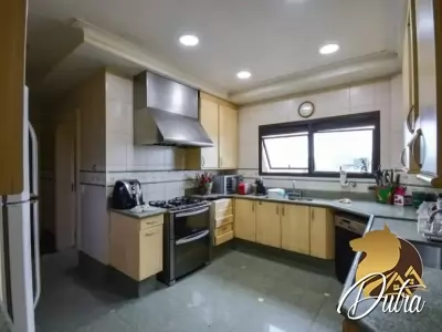 Saint Hilaire Paraíso 768m² 05 Dormitórios 05 Suítes 6 Vagas