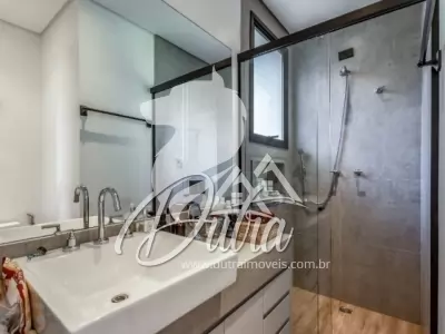 Padrão Jardim Europa 400m² 04 Dormitórios 02 Suítes 3 Vagas