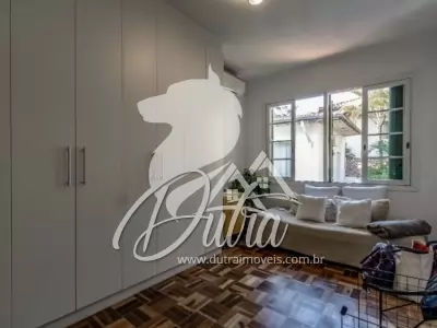 Padrão Jardim Europa 400m² 04 Dormitórios 02 Suítes 3 Vagas