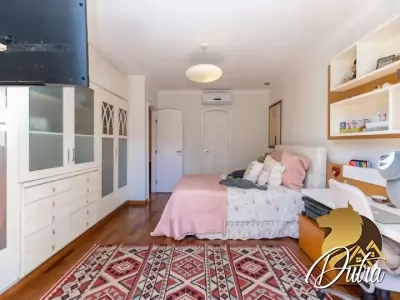 Padrão Alto de Pinheiros 413m² 05 Dormitórios 03 Suítes 4 Vagas