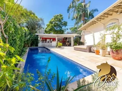 Padrão Alto de Pinheiros 413m² 05 Dormitórios 03 Suítes 4 Vagas