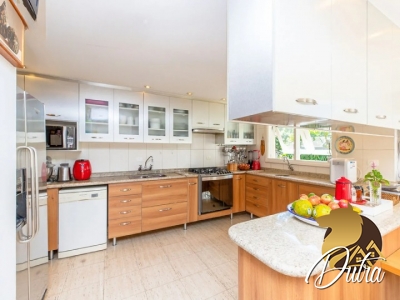 Padrão Alto de Pinheiros 413m² 05 Dormitórios 03 Suítes 4 Vagas