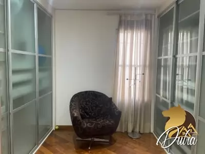 Padrão Campo Belo 682m² 03 Dormitórios 03 Suítes 8 Vagas