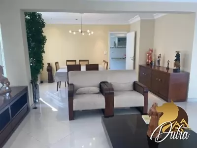 Padrão Campo Belo 682m² 03 Dormitórios 03 Suítes 8 Vagas