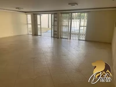 Padrão Campo Belo 682m² 03 Dormitórios 03 Suítes 8 Vagas