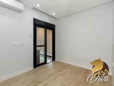 Araguari 561 Vila Uberabinha 184m² 03 Dormitórios 03 Suítes 3 Vagas