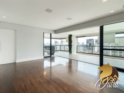 Araguari 561 Vila Uberabinha 184m² 03 Dormitórios 03 Suítes 3 Vagas