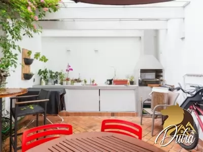 Casa de Vila Vila Olímpia Vila Olímpia 160m² 03 Dormitórios 03 Suítes 2 Vagas