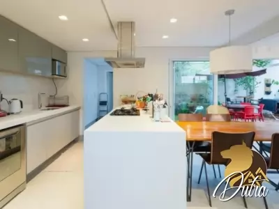 Casa de Vila Vila Olímpia Vila Olímpia 160m² 03 Dormitórios 03 Suítes 2 Vagas