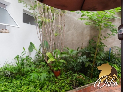 Casa de Vila Vila Olímpia Vila Olímpia 160m² 03 Dormitórios 03 Suítes 2 Vagas