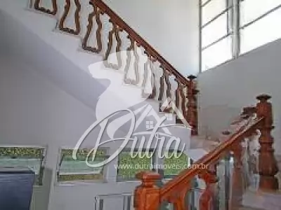 Padrão Jardim Paulista 580m² 05 Dormitórios 04 Suítes 10 Vagas