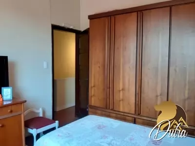 Casa Groelandia Jardim América 175m² 03 Dormitórios 01 Suítes 3 Vagas