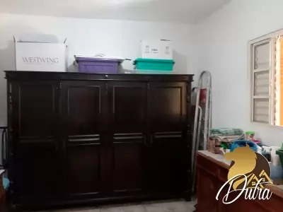 Casa Groelandia Jardim América 175m² 03 Dormitórios 01 Suítes 3 Vagas