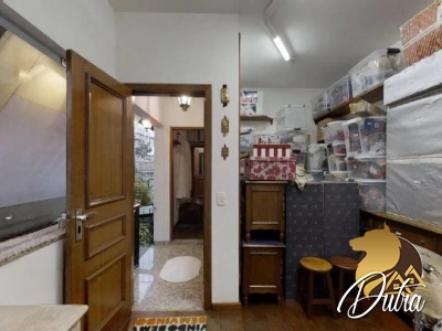 Padrão Planalto Paulista 238m² 05 Dormitórios 04 Suítes 2 Vagas