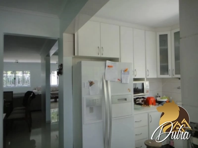 Padrão Indianópolis 200m² 03 Dormitórios 03 Suítes 3 Vagas