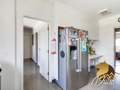 Via Condotti Indianópolis 261m² 03 Dormitórios 03 Suítes 5 Vagas