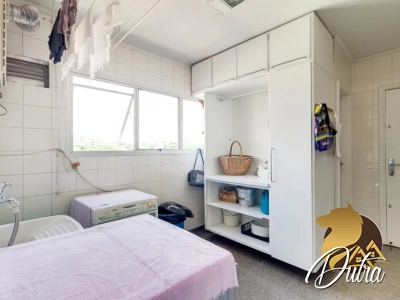 Via Condotti Indianópolis 261m² 03 Dormitórios 03 Suítes 5 Vagas