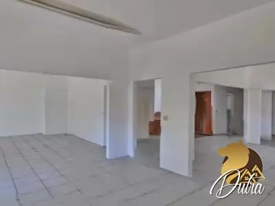 Ponto Comercial Jardim América 853m² 18 Vagas