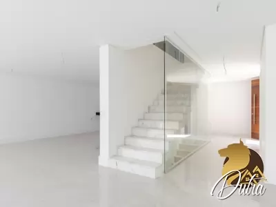 Condomínio Hipica gardem Chácara Santo Antônio (Zona Su 525m² 04 Dormitórios 04 Suítes 5 Vagas