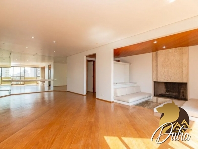 Maria Silvia Moema 170m² 03 Dormitórios 01 Suítes 2 Vagas