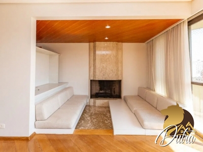 Maria Silvia Moema 170m² 03 Dormitórios 01 Suítes 2 Vagas