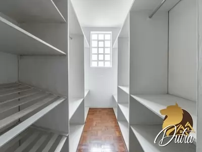 Padrão Jardim América 393m² 04 Dormitórios 04 Suítes 5 Vagas